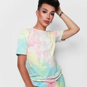 SistersApparel Rainbow Sherbert T-Shirt